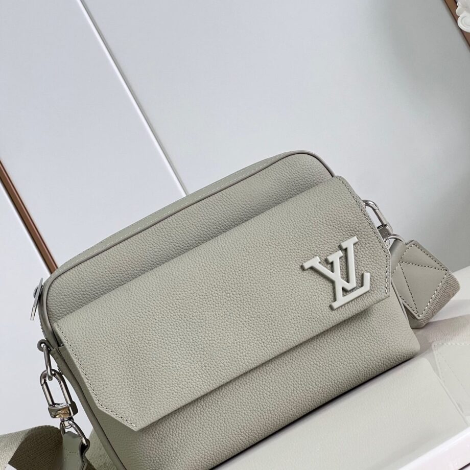 Louis Vuitton M22611 Gray Fastline Messenger Bag