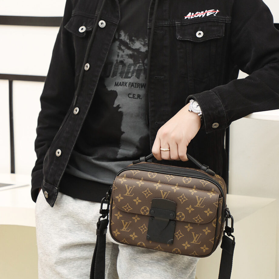 Louis Vuitton M45806 S Lock Messenger