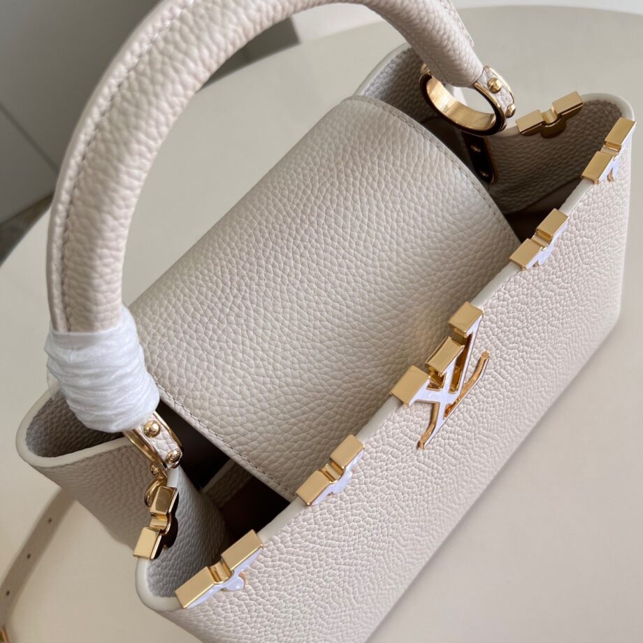 Louis Vuitton M48865 Medium Capucines Handbag