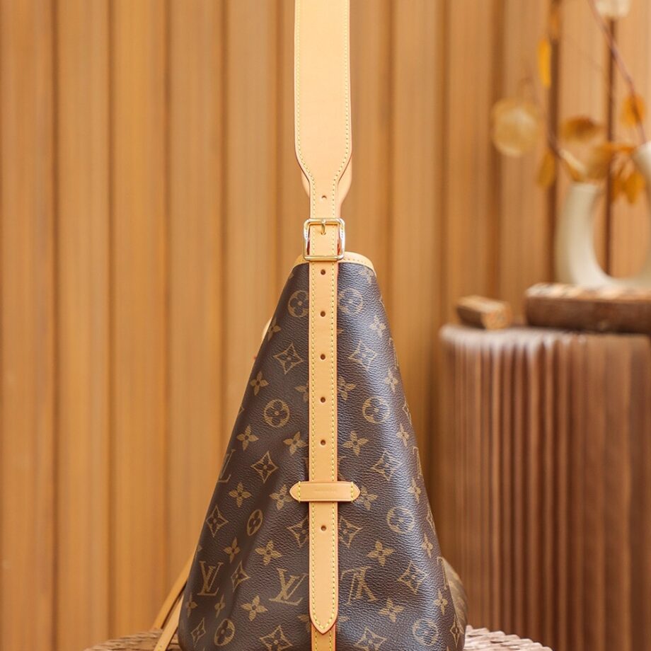 Louis Vuitton CarryAll Medium Tote Bag