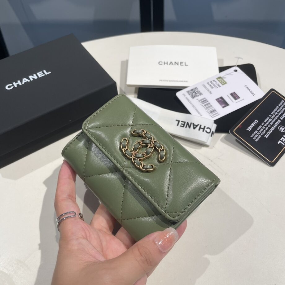 Chanel Green 19 Wallet