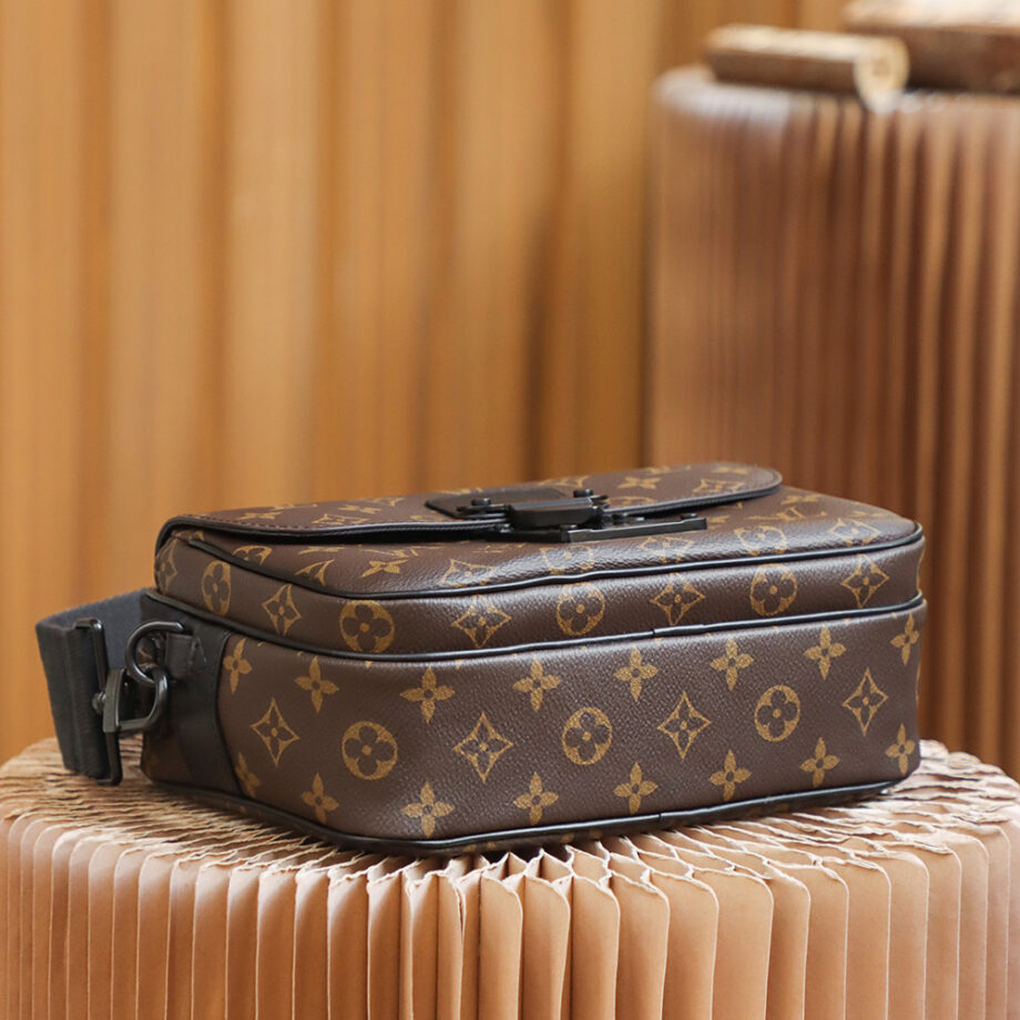 Louis Vuitton M45806 S Lock Messenger