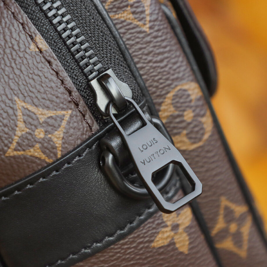 Louis Vuitton M45806 S Lock Messenger