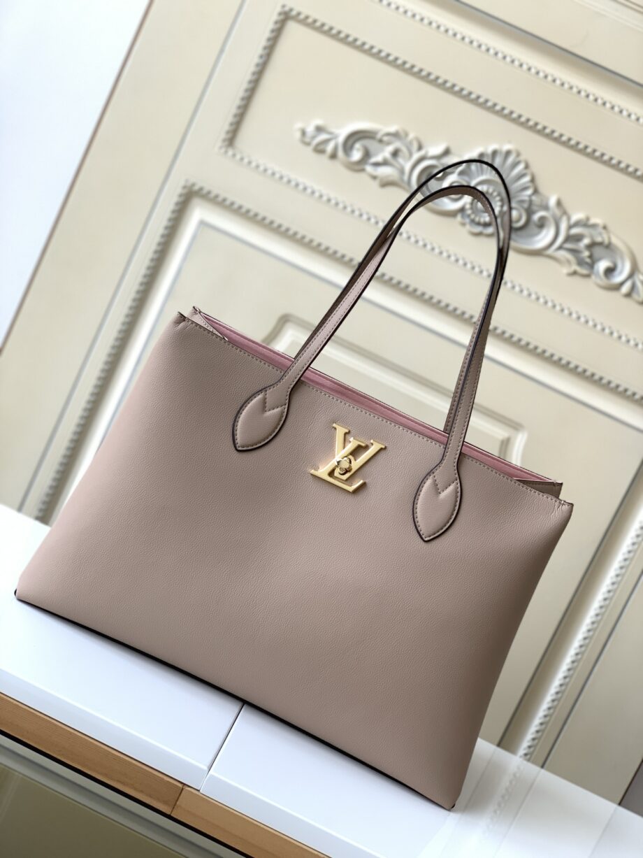 louis vuitton m58927 pink spring/summer-lockme shopping bag