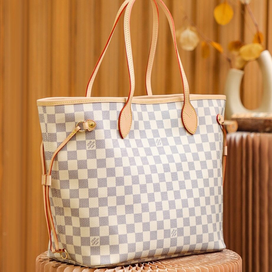 Louis Vuitton N41361 Medium Neverfull Tote Bag