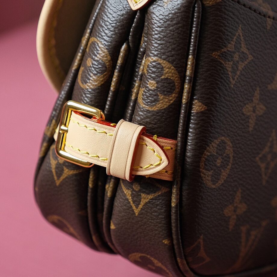 Louis Vuitton M46740 Saumur Bb