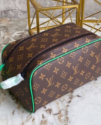 louis vuitton m46253 green edge dopp kit