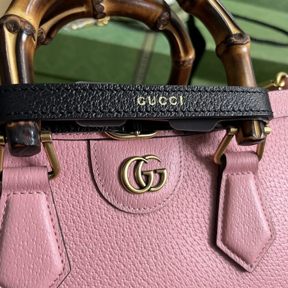 GUCCI 735153 Diana Small Shoulder Bag