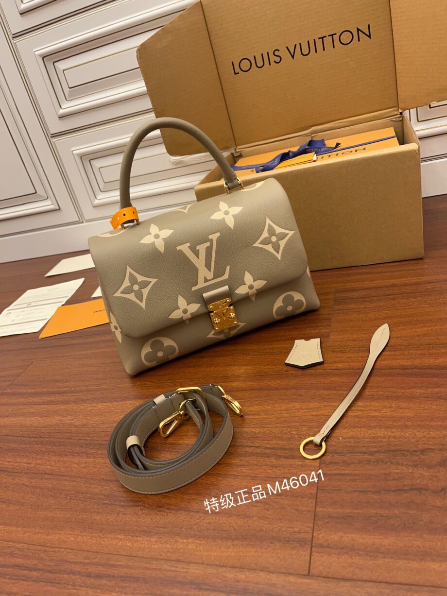 louis vuitton m46041 includes electronic chip internal code, gift bag, protection cloth, copper electronic label genuine italian leather