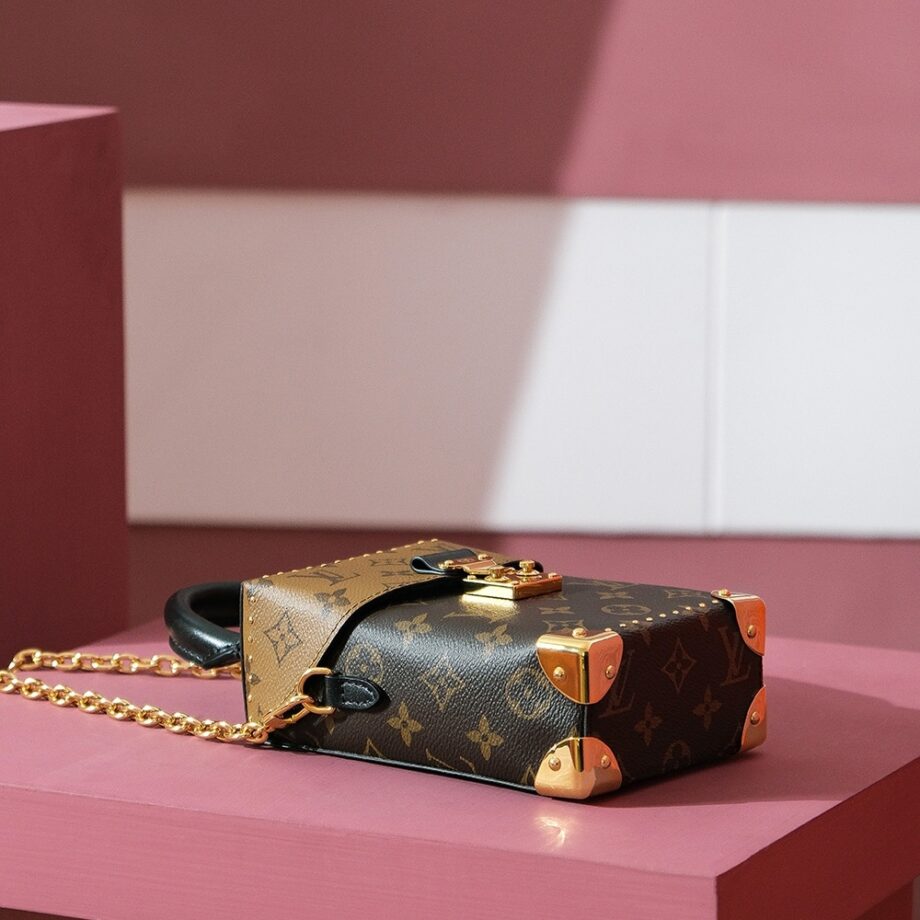 Louis Vuitton M82465 Camera Box