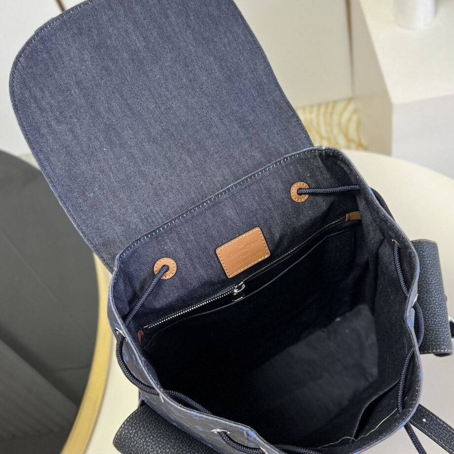 Louis Vuitton M46338 Christopher Medium Backpack