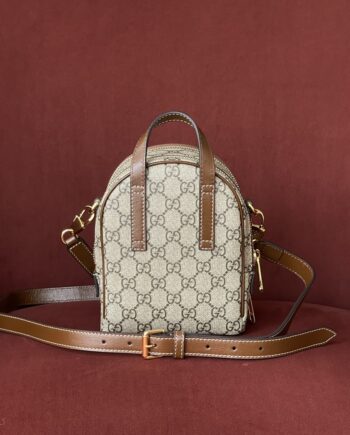 gucci 725654 multi-function bag with interlocking g