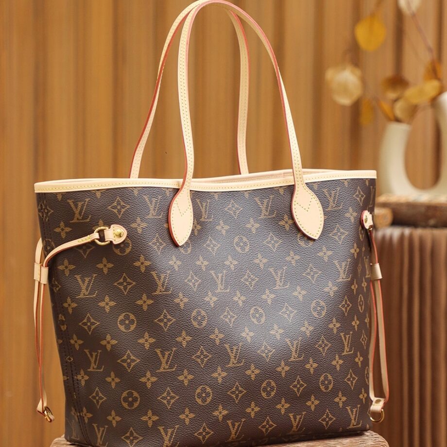 Louis Vuitton M40995 Neverfull MM Shopping Bag