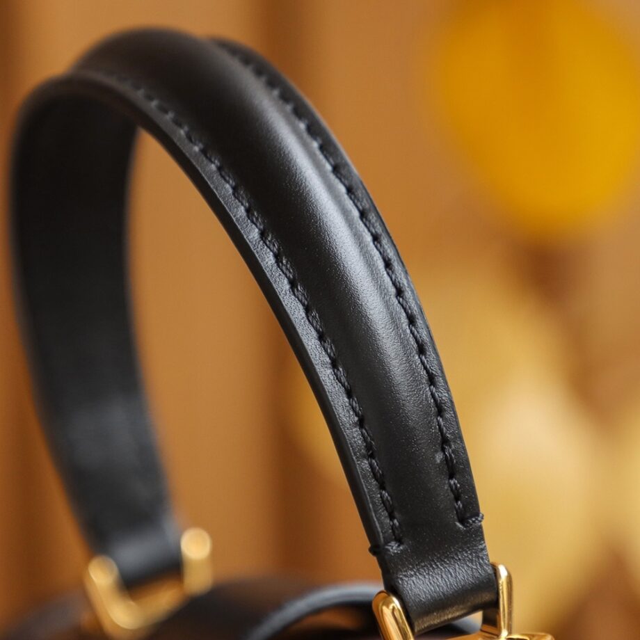 Louis Vuitton M45908 Monogram Trianon