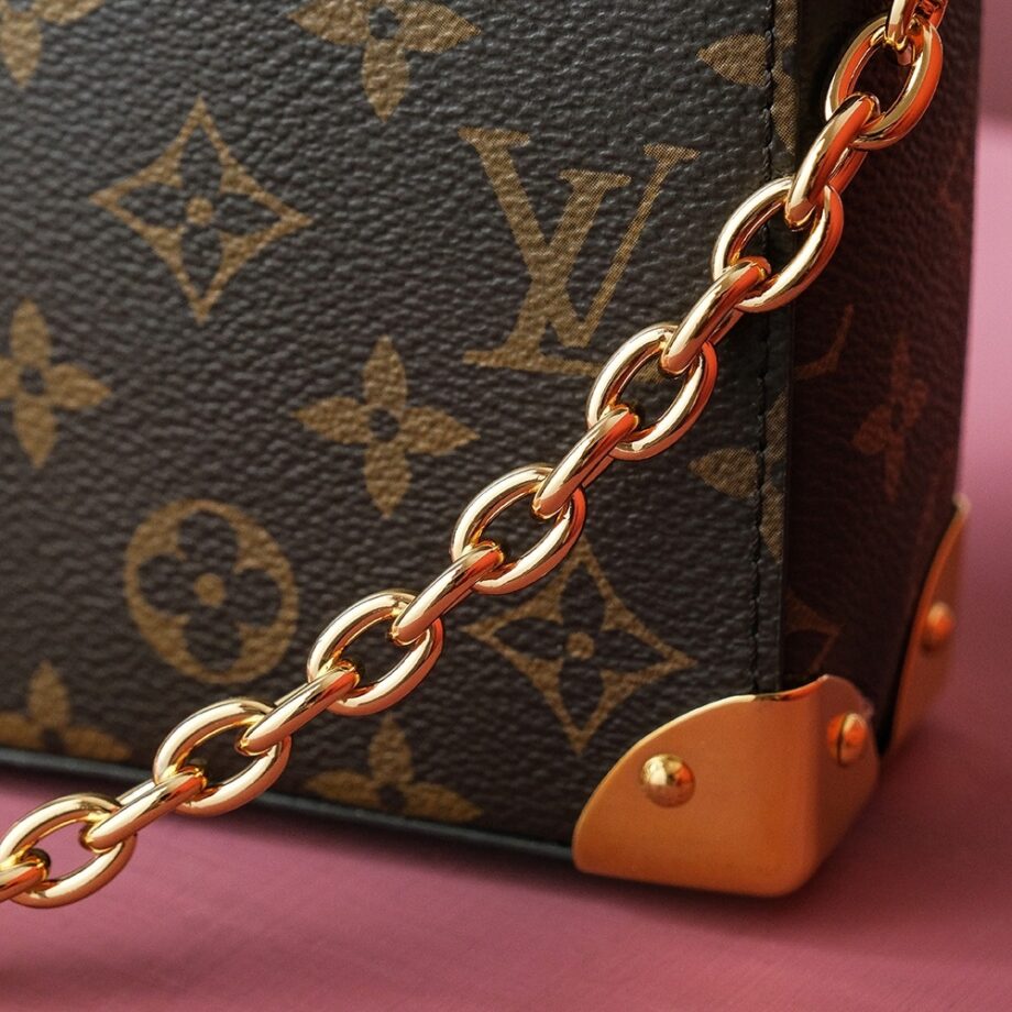 Louis Vuitton M82465 Camera Box