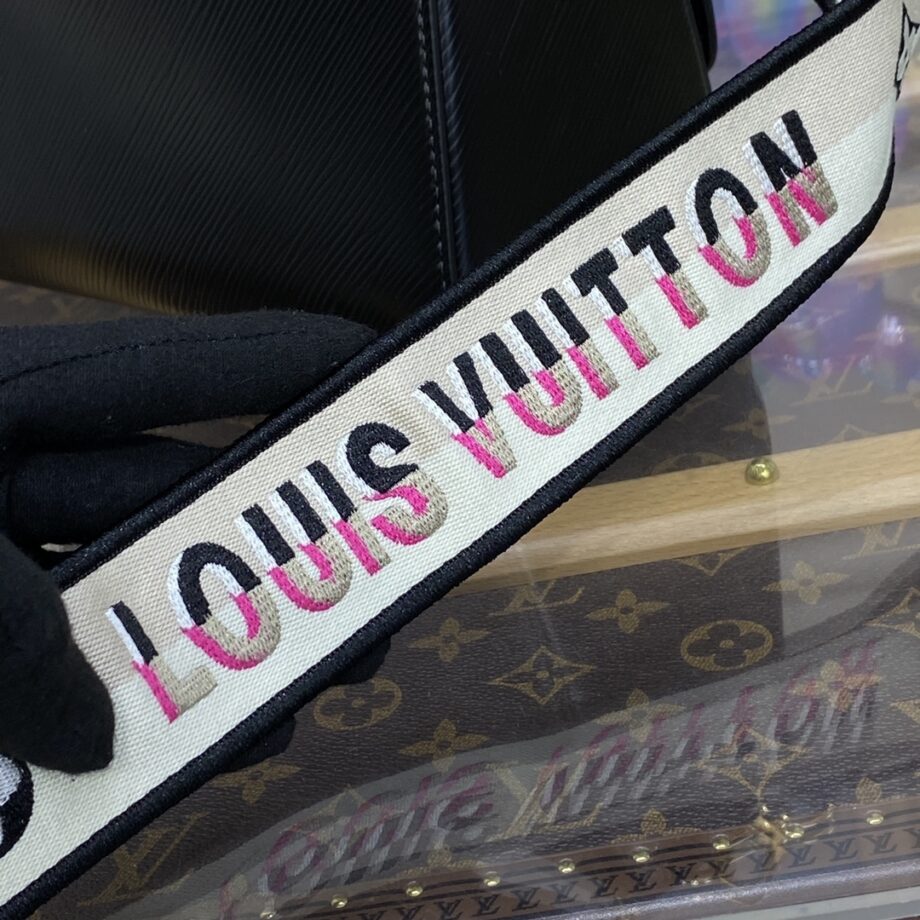 Louis Vuitton M50282 Black Twist Medium Bag