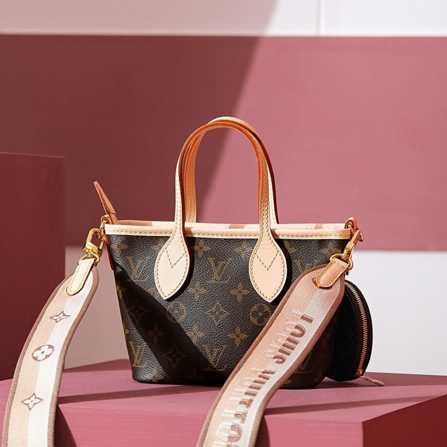 Louis Vuitton M46705 Neverfull Bb