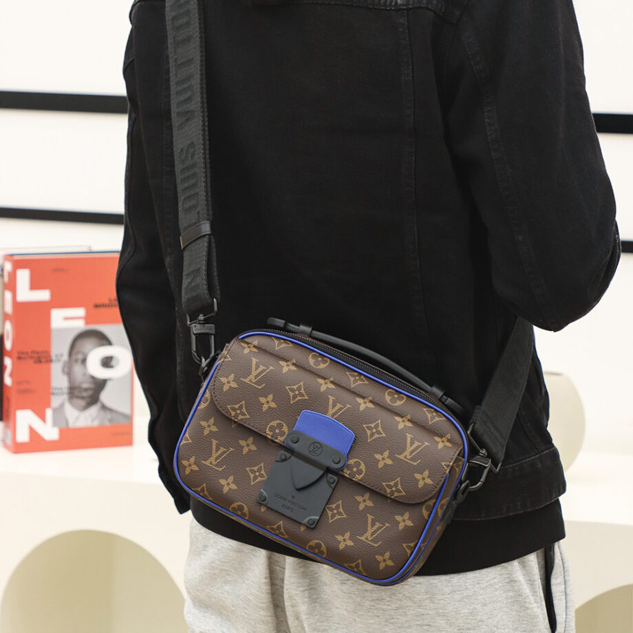 Louis Vuitton M45863 S Lock Messenger