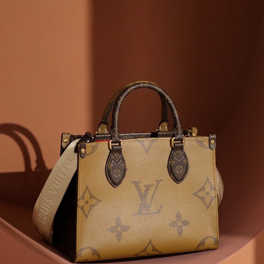 Louis Vuitton M46373 Small Onthego Tote