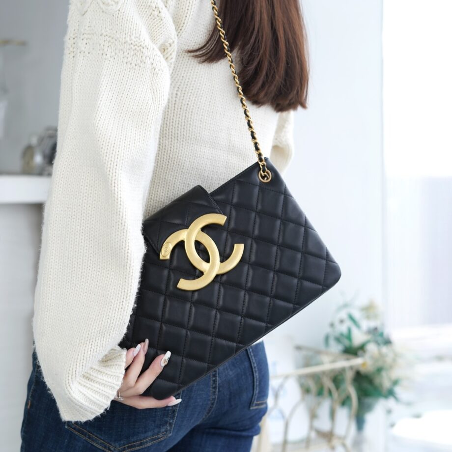 Chanel 24C Vintage Tote Bag