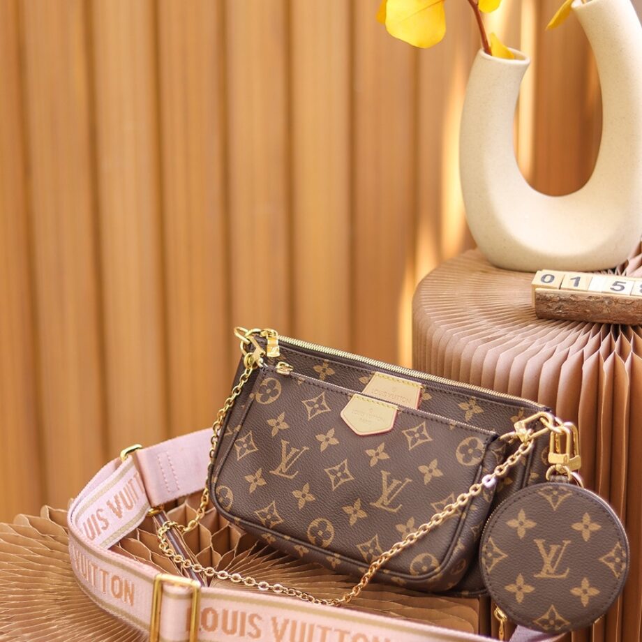 Louis Vuitton M44840 Multi Pochette Accessories Handbag