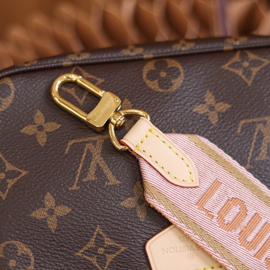 Louis Vuitton M44840 Multi Pochette Accessories Handbag