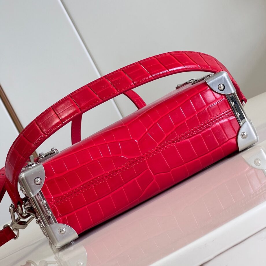 Louis Vuitton M21477 Red Nicolas Ghesqui èRe Classic Petite Malle Handbag