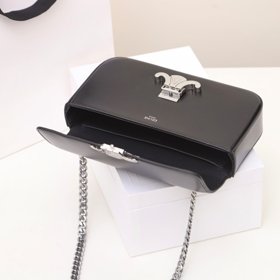 Celine 197993 Black&Silverchain Shoulder Bag Triomphe In Shiny Calfskin