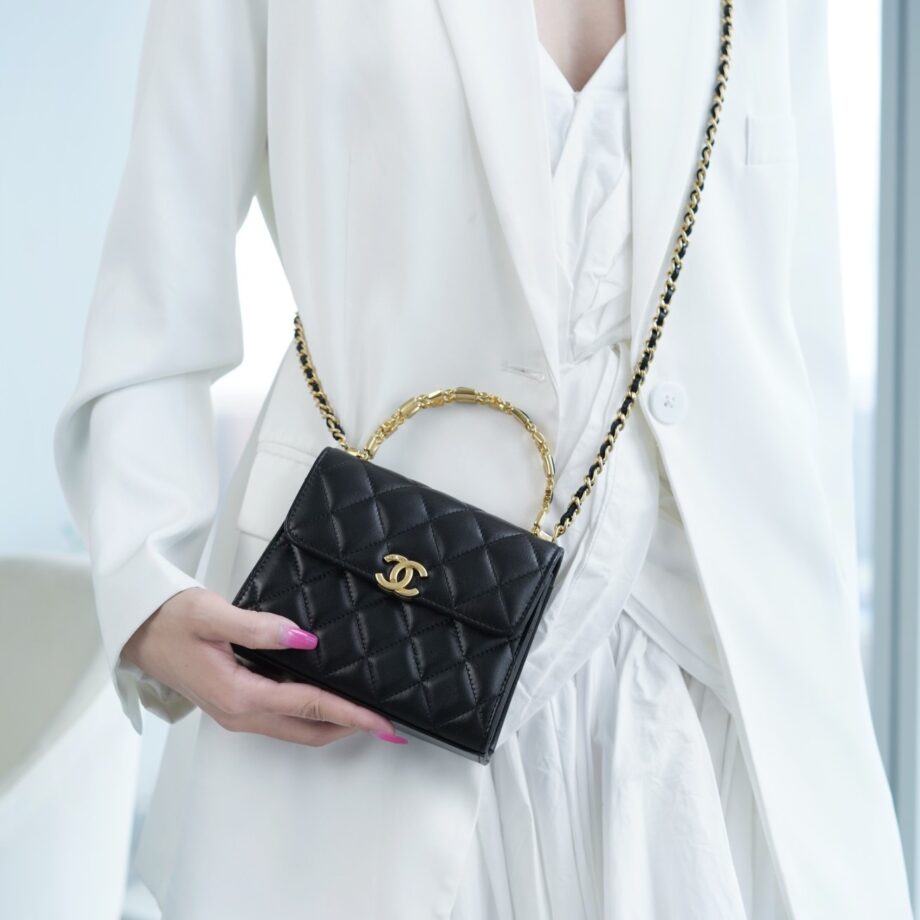 Chanel Medium 22B Enamel Buckle Kelly Bag