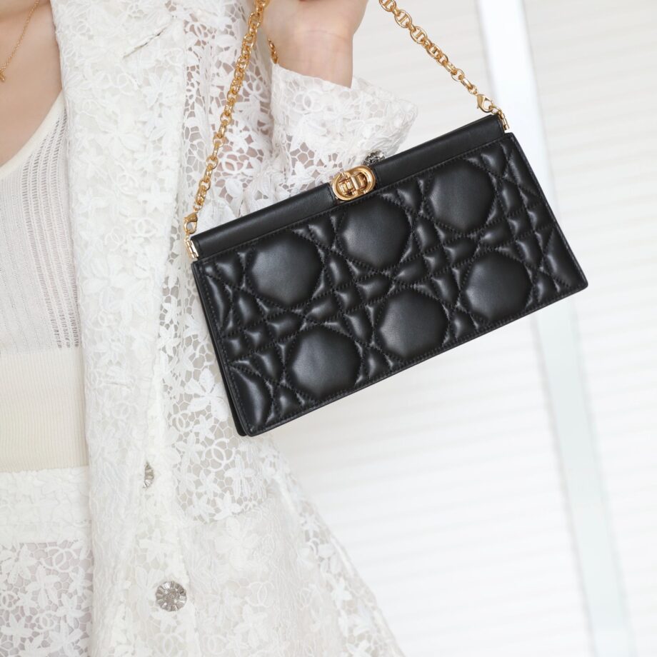 Dior S5166UDBB Dior Caro Colle Noire Clutch With Chain