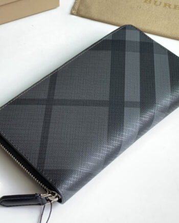 burberry london plaid large zipper bag calfskin wallet