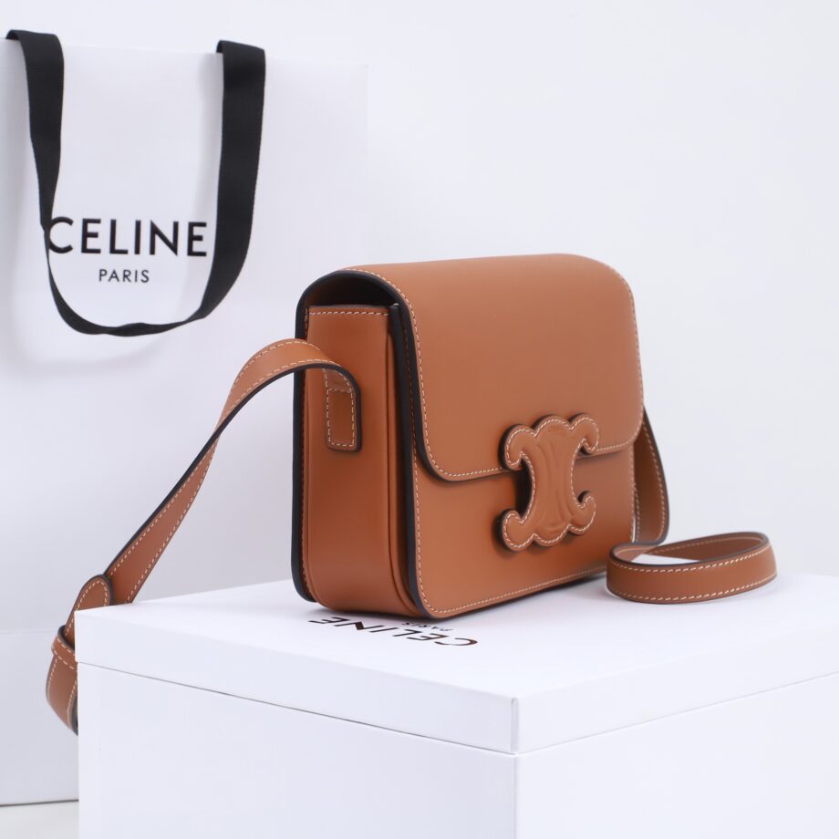 celine 199233 tan teen bag cuir triomphe in shiny calfskin