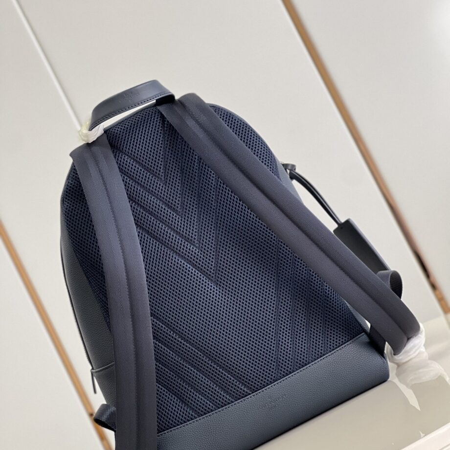 Louis Vuitton M21362 Takeoff Backpack